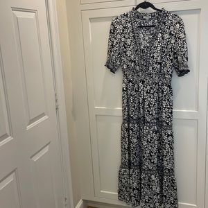 Beautiful Max Studio dress